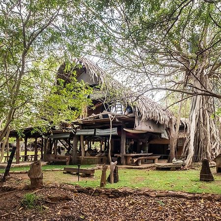 Banyan Camp Villa Hambegamuwa Екстериор снимка