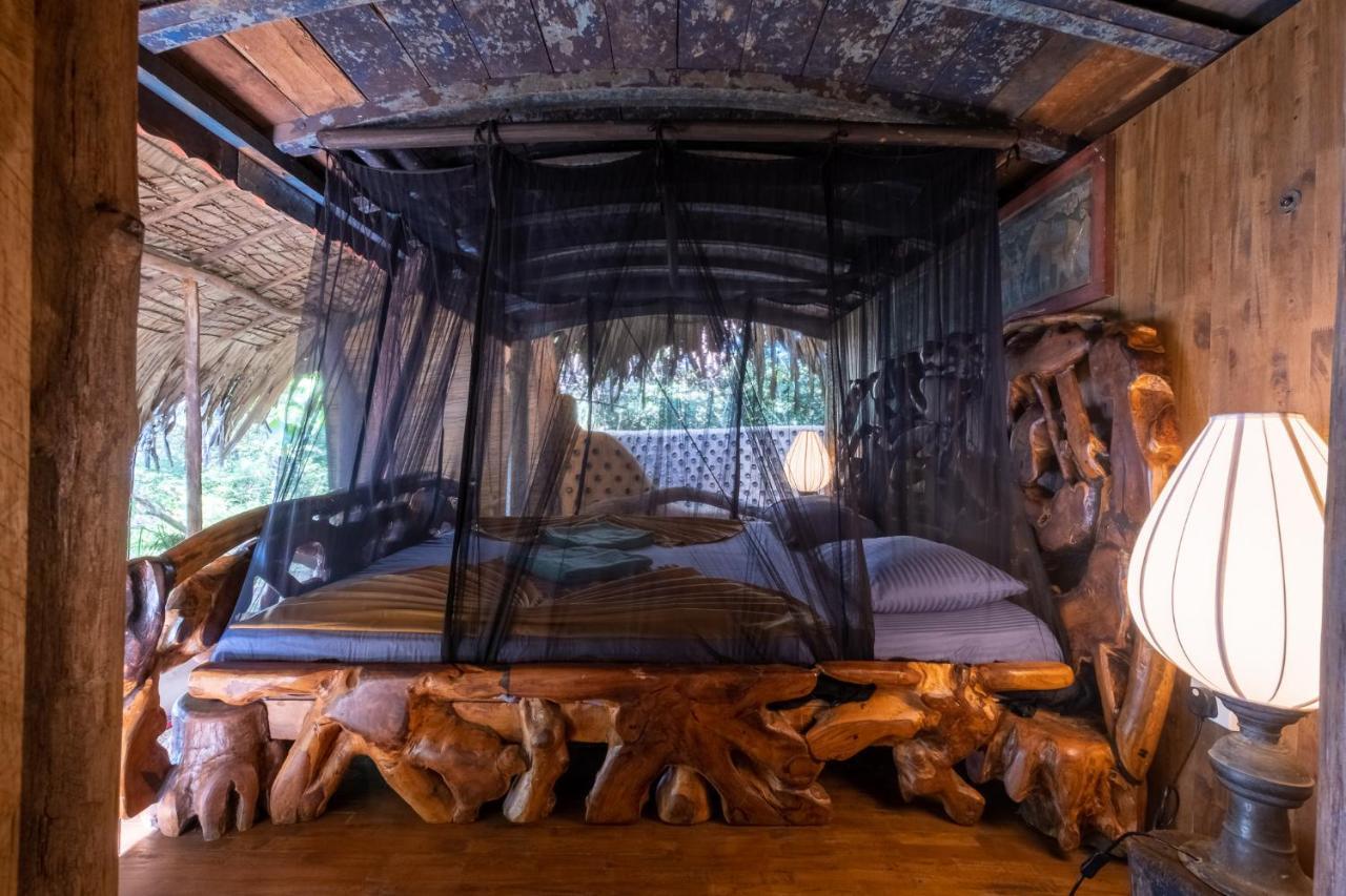 Banyan Camp Villa Hambegamuwa Екстериор снимка