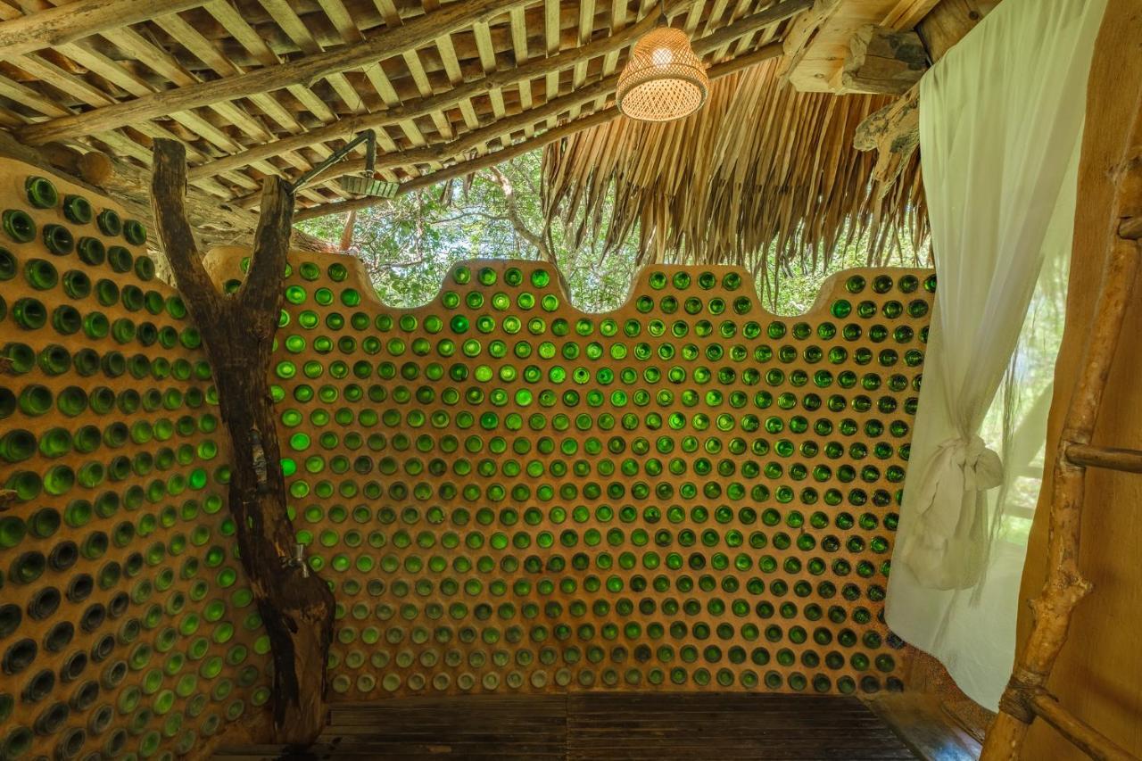 Banyan Camp Villa Hambegamuwa Екстериор снимка