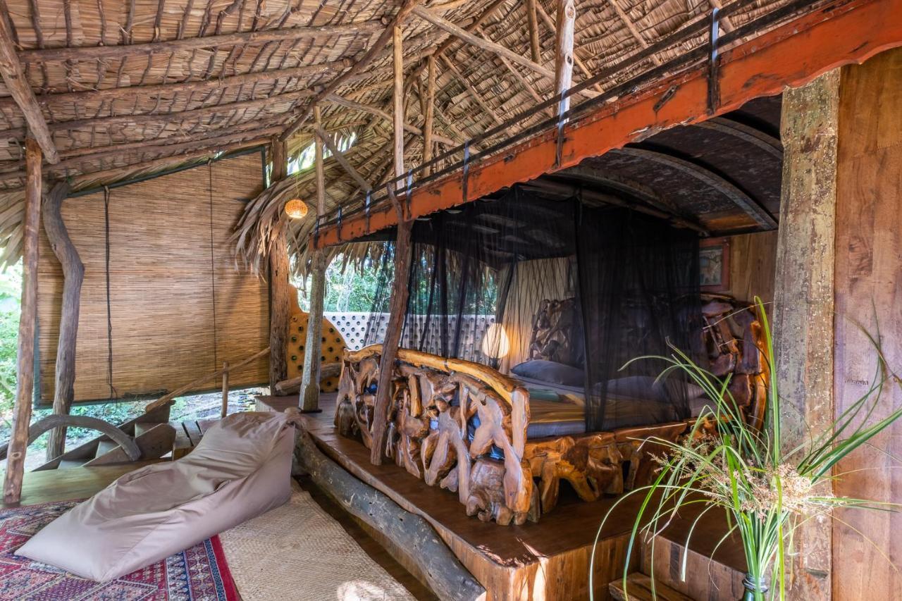 Banyan Camp Villa Hambegamuwa Екстериор снимка