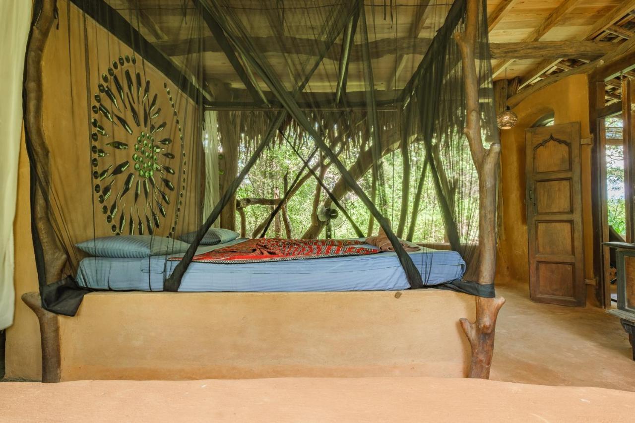 Banyan Camp Villa Hambegamuwa Екстериор снимка