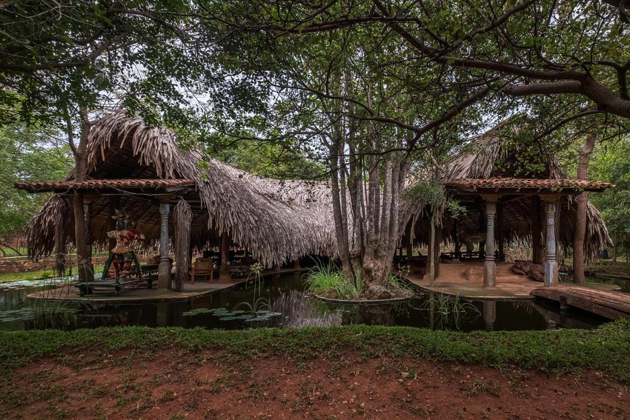 Banyan Camp Villa Hambegamuwa Екстериор снимка