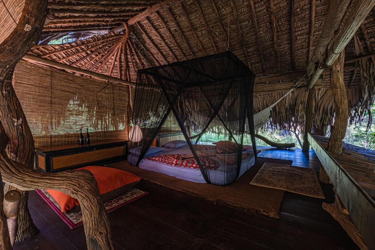 Banyan Camp Villa Hambegamuwa Екстериор снимка