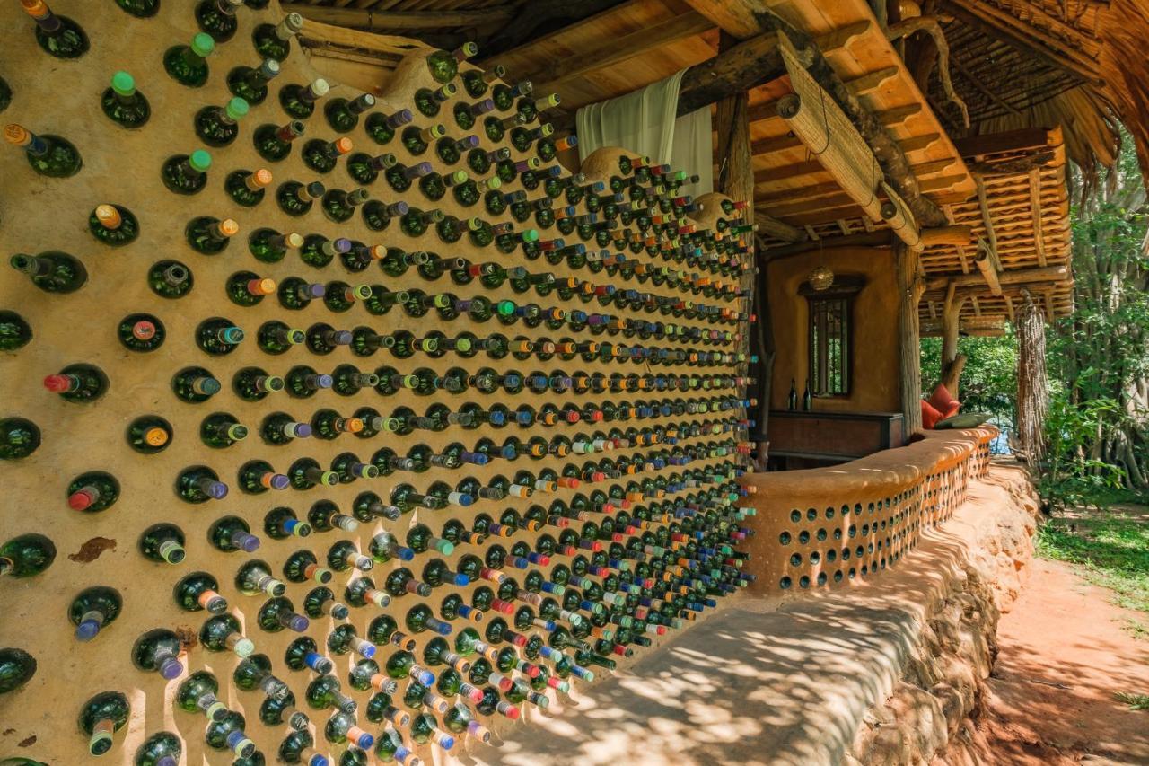 Banyan Camp Villa Hambegamuwa Екстериор снимка
